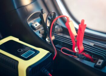 The Value of Trickle Chargers in Today’s Auto Maintenance