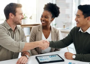 Business Line of Credit vs Loan: Which Financing Option Makes Sense